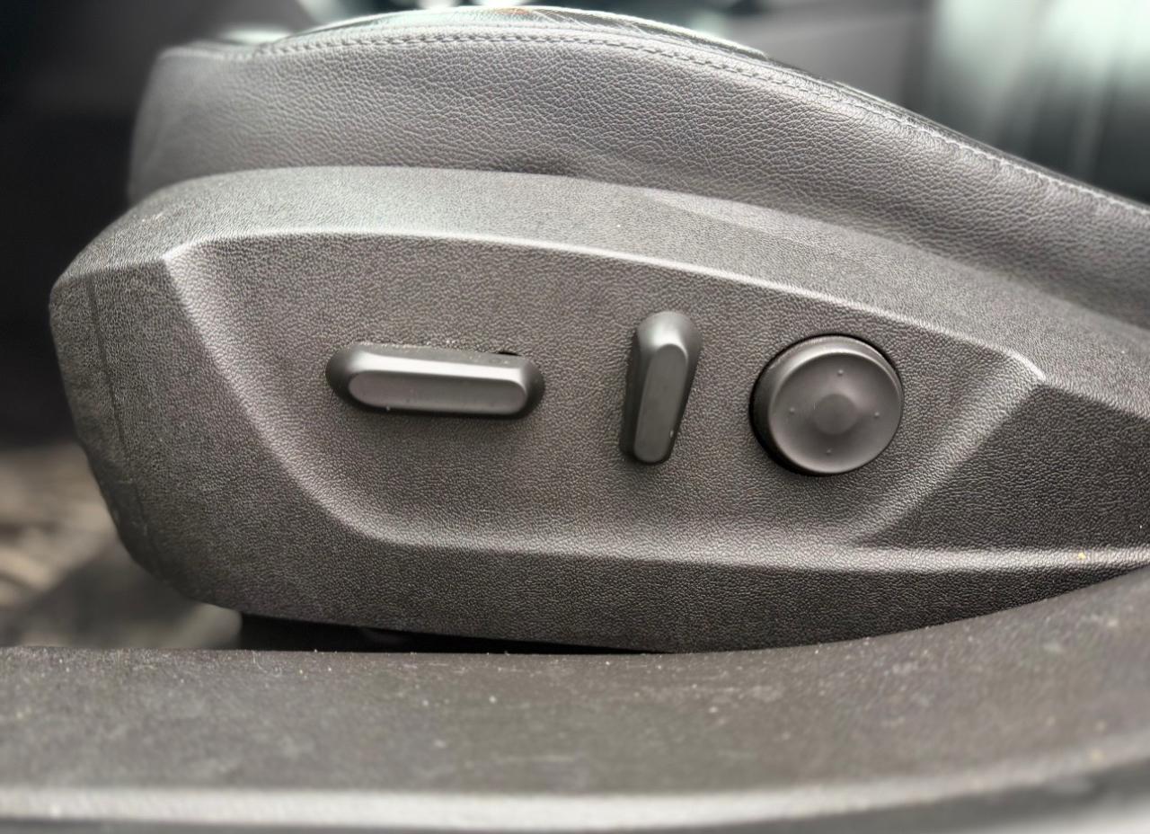 Buick Regal 4dr Sdn CXL RL1 (Russelsheim) *Ltd Avail* 2011