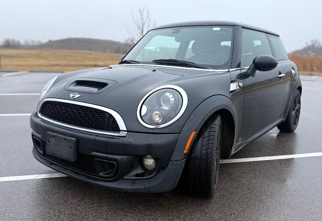 MINI Cooper Hardtop 2dr Cpe S 2012