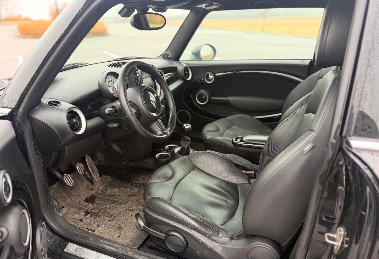 MINI Cooper Hardtop 2dr Cpe S 2012