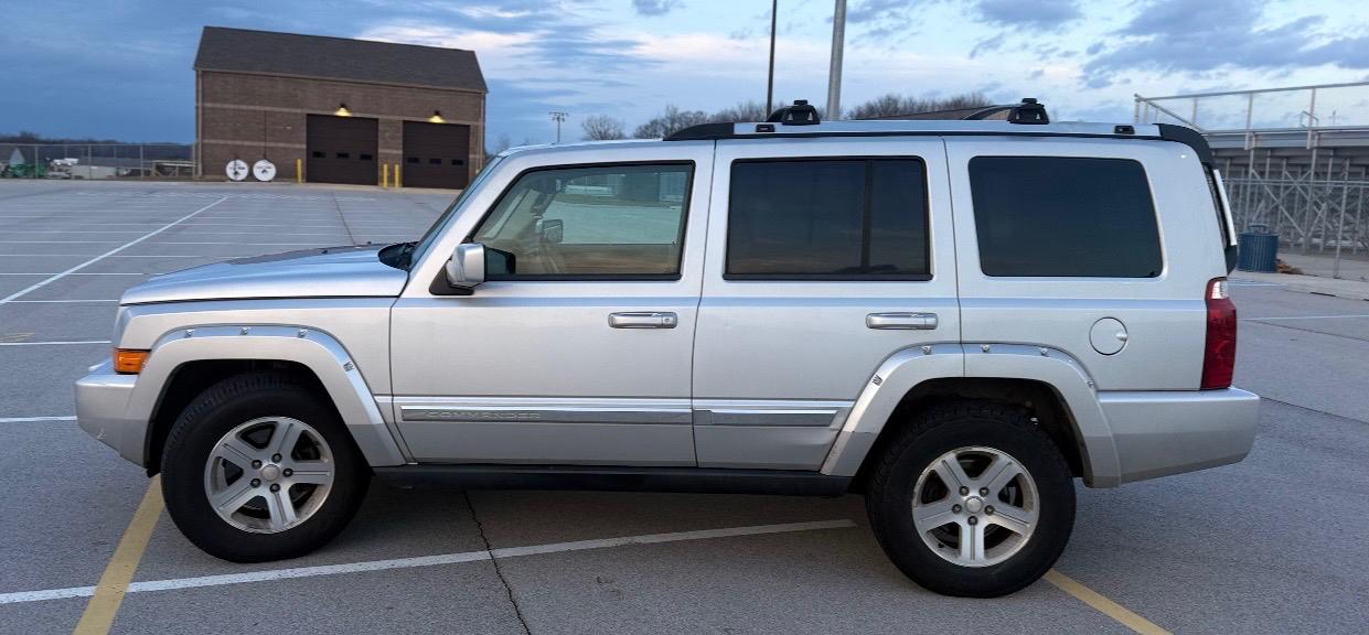 Jeep Commander RWD 4dr Limited 2010
