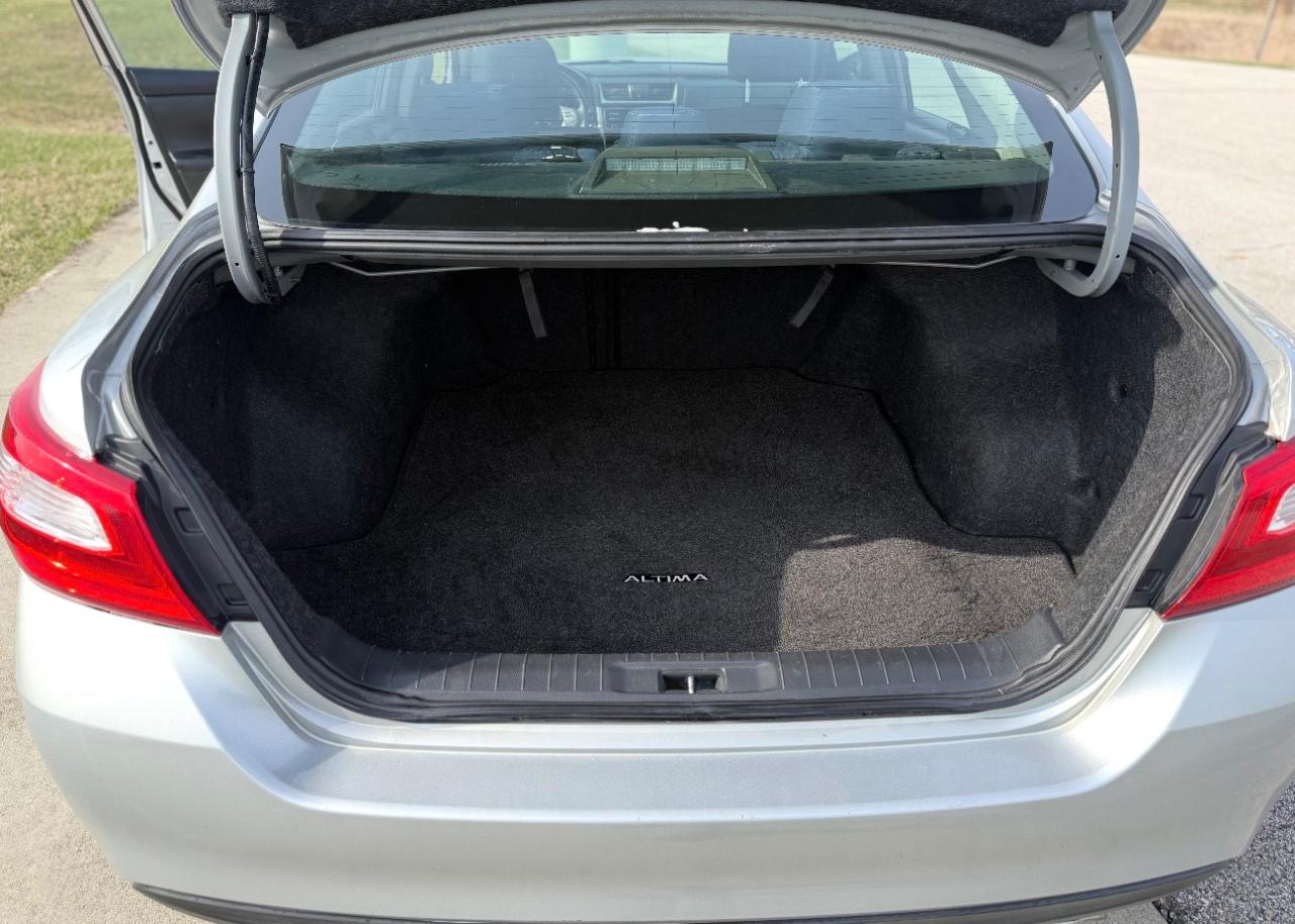 Nissan Altima 4dr Sdn I4 2.5 2016