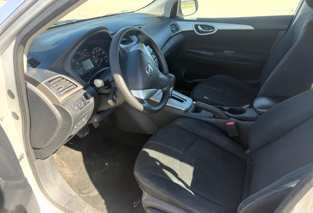 Nissan Sentra 4dr Sdn I4 CVT S 2014