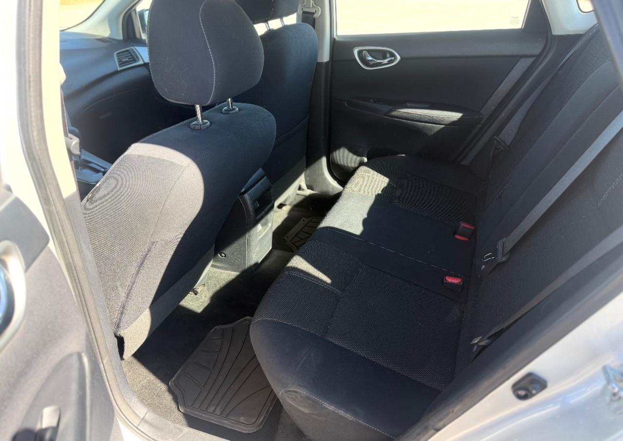 Nissan Sentra 4dr Sdn I4 CVT S 2014