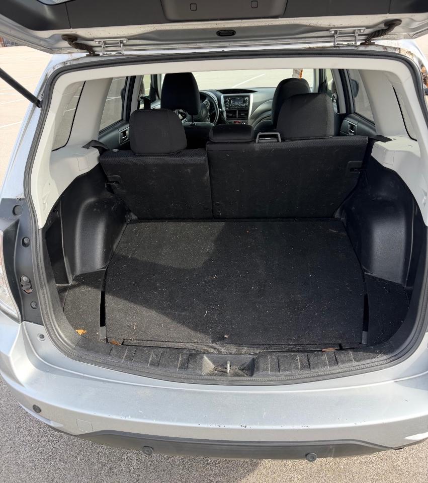 Subaru Forester 4dr Auto 2.5X Premium 2012