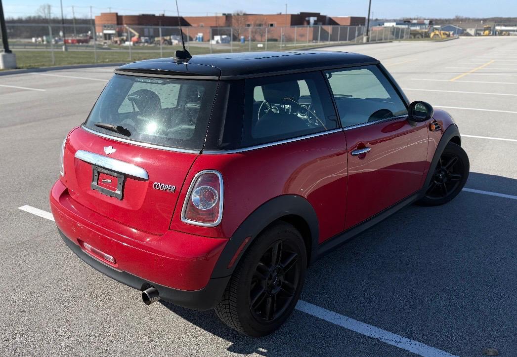 MINI Cooper Hardtop 2dr Cpe 2012