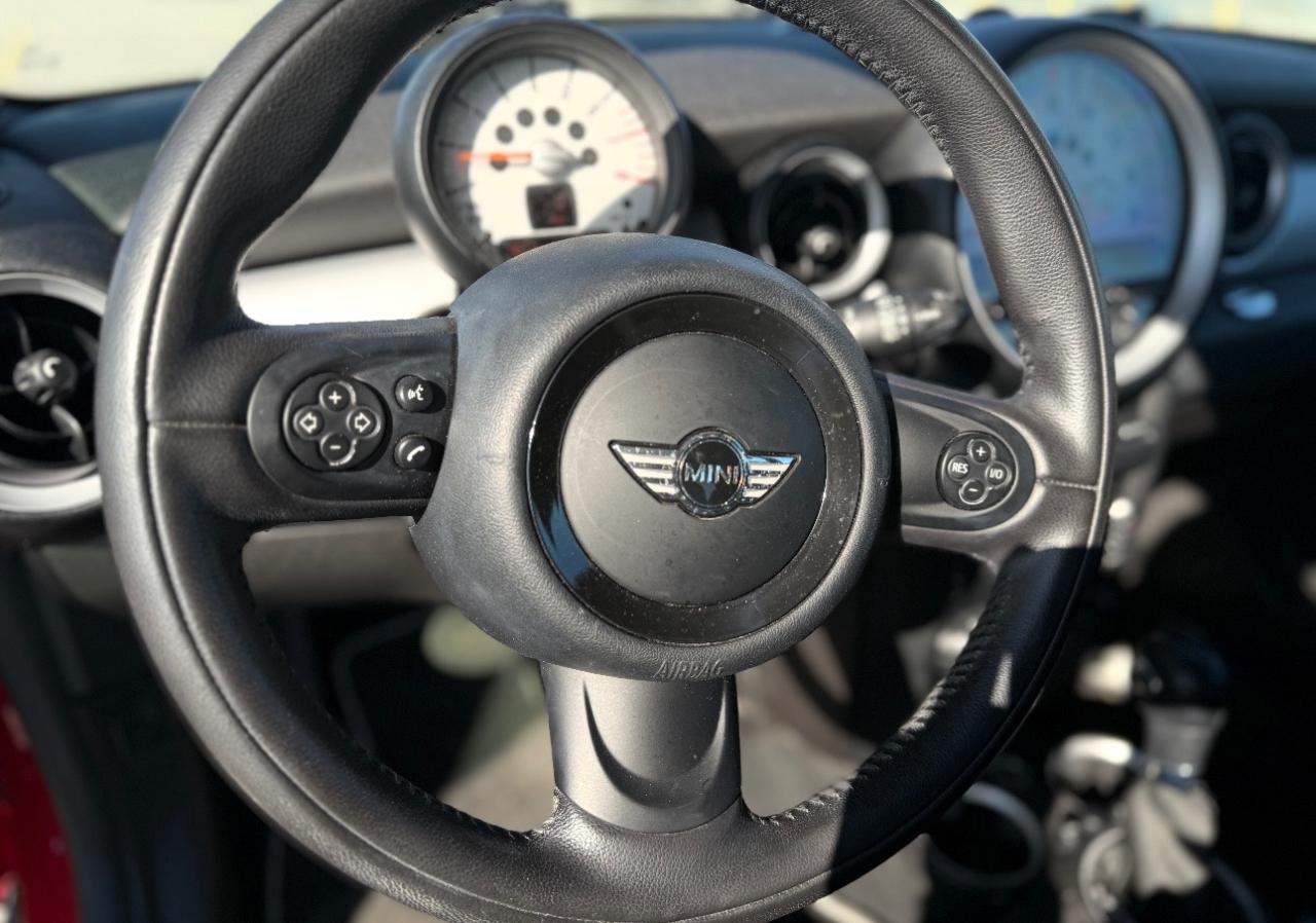 MINI Cooper Hardtop 2dr Cpe 2012