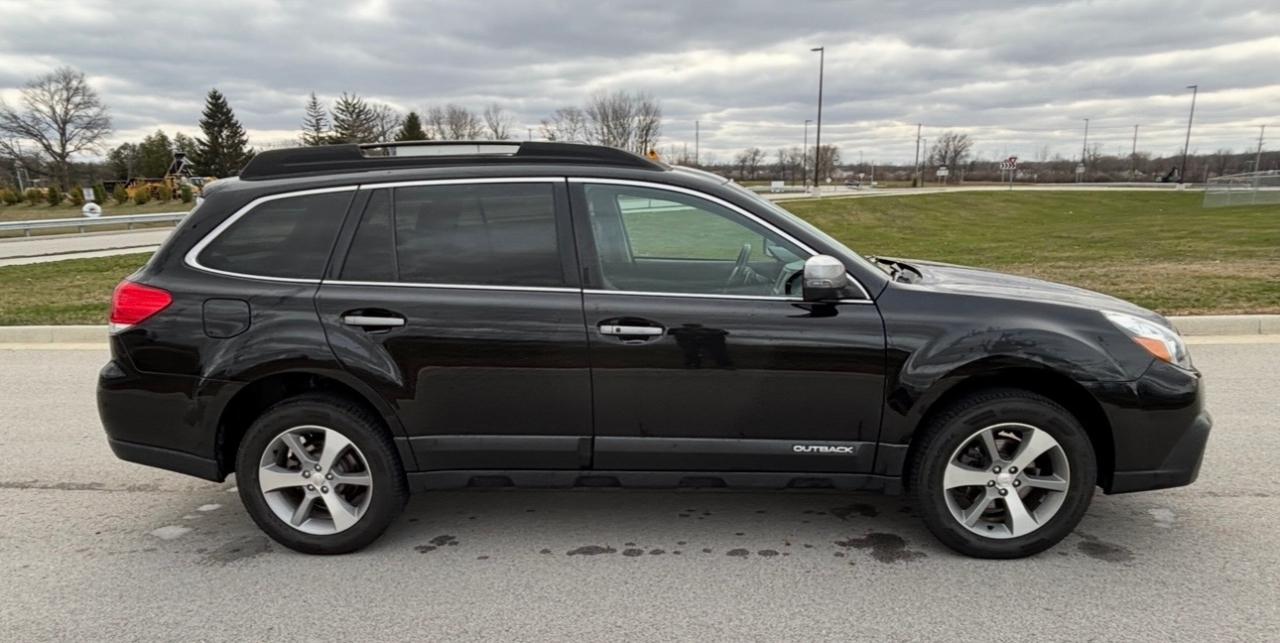 Subaru Outback 4dr Wgn H4 Auto 2.5i Limited 2013