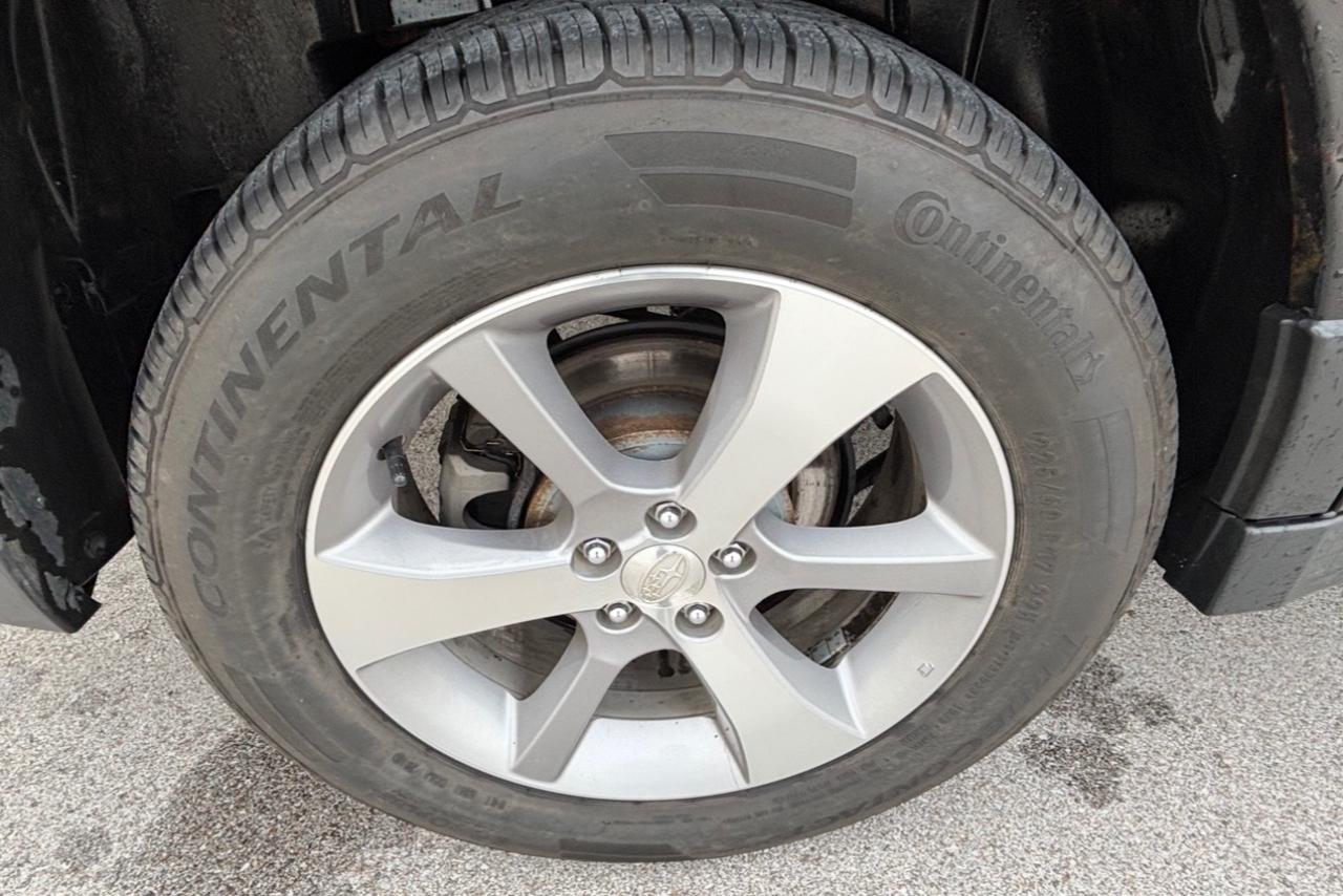 Subaru Outback 4dr Wgn H4 Auto 2.5i Limited 2013