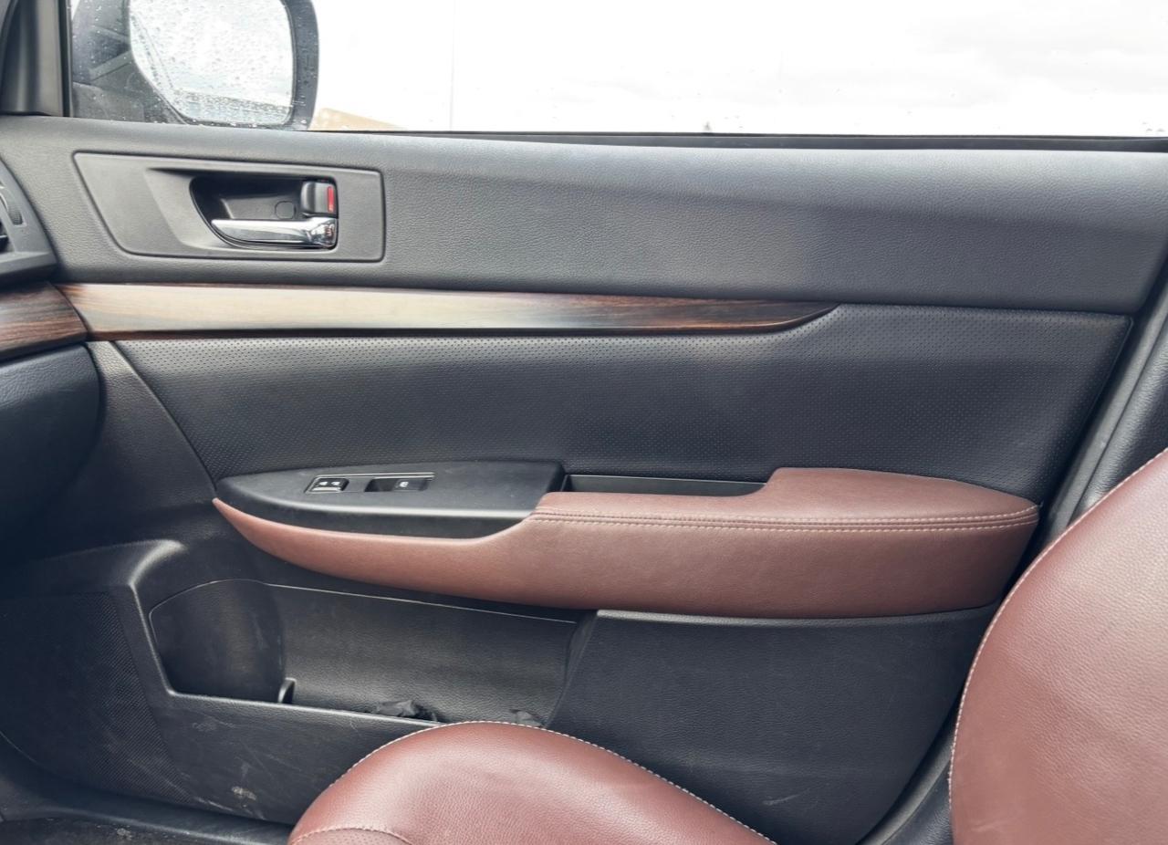 Subaru Outback 4dr Wgn H4 Auto 2.5i Limited 2013