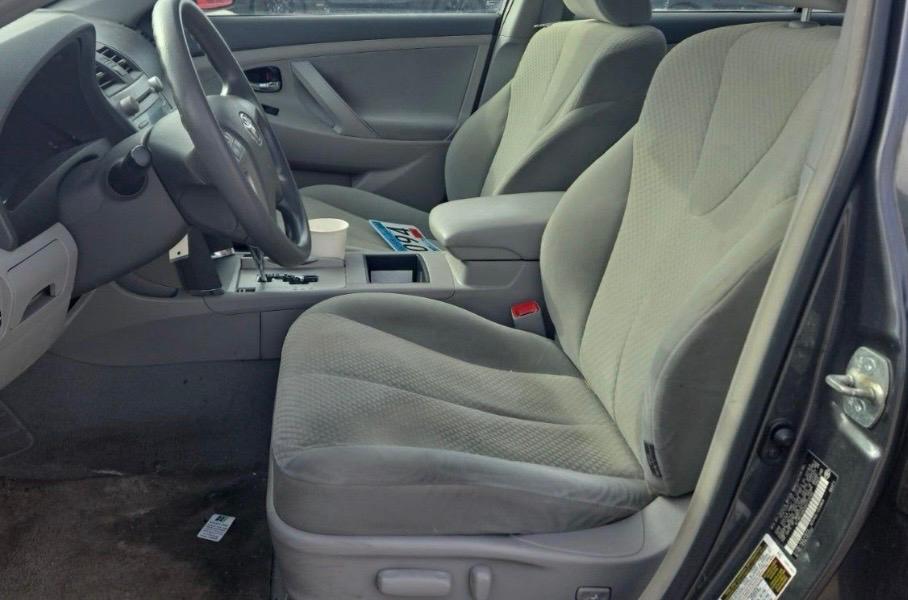 Toyota Camry LE Auto (Natl) 2008
