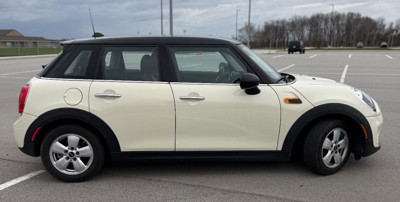 MINI Hardtop 4 Door Cooper FWD 2017