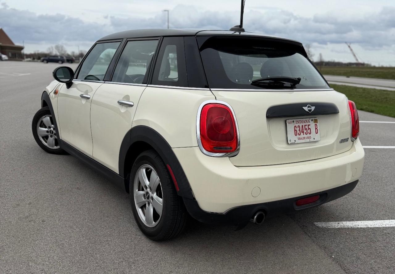 MINI Hardtop 4 Door Cooper FWD 2017
