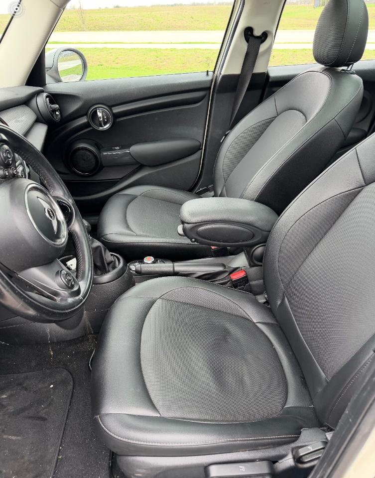 MINI Hardtop 4 Door Cooper FWD 2017