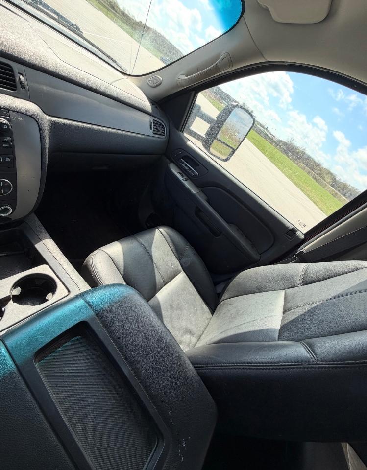 Chevrolet Silverado 3500HD 4WD Crew Cab 153.7" SRW LTZ 2013