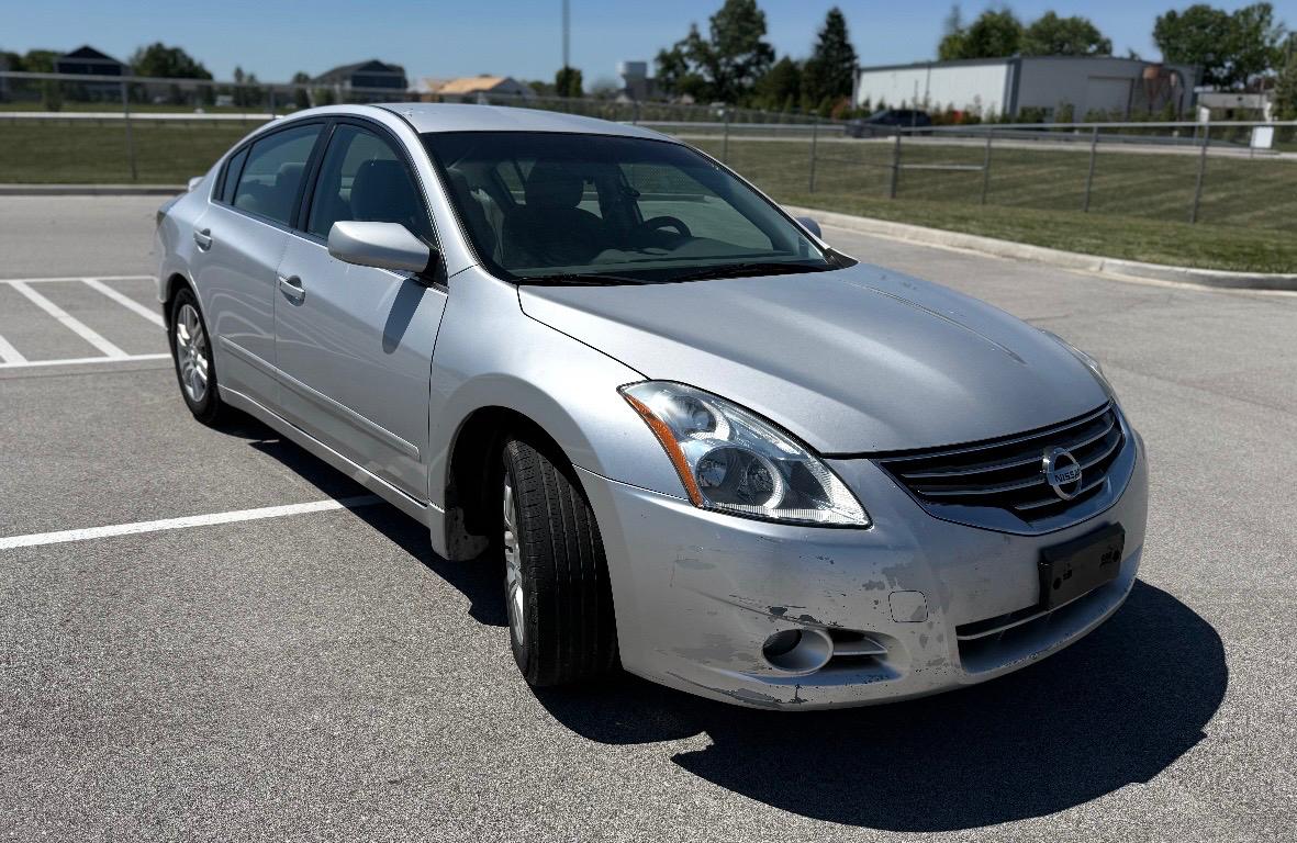 Nissan Altima 4dr Sdn I4 CVT 2.5 S 2012