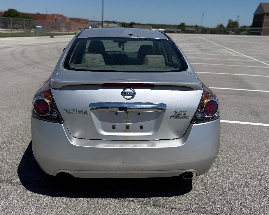 Nissan Altima 4dr Sdn I4 CVT 2.5 S 2012