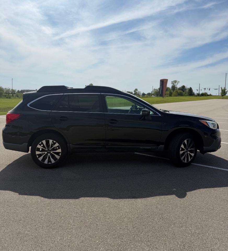 Subaru Outback 4dr Wgn 2.5i Limited PZEV 2015