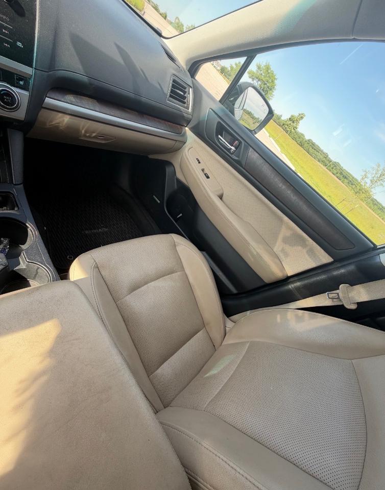 Subaru Outback 4dr Wgn 2.5i Limited PZEV 2015