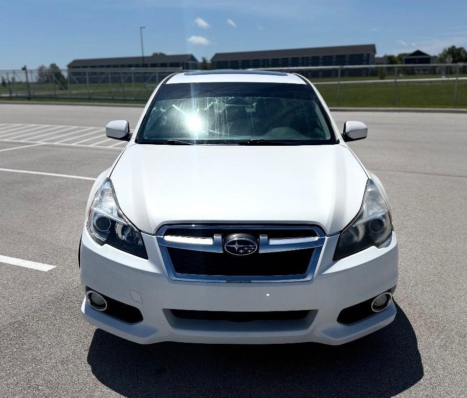 Subaru Legacy 4dr Sdn H4 Auto 2.5i Limited 2014