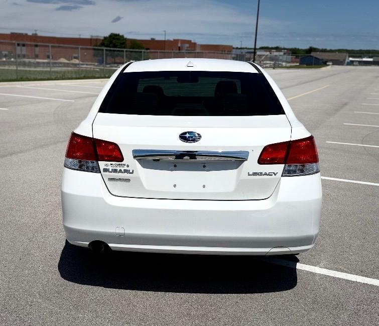 Subaru Legacy 4dr Sdn H4 Auto 2.5i Limited 2014