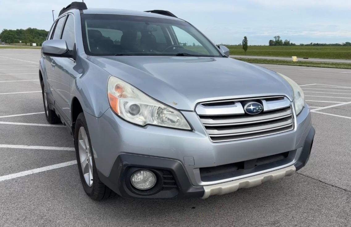 Subaru Outback 4dr Wgn H4 Auto 2.5i Limited 2013