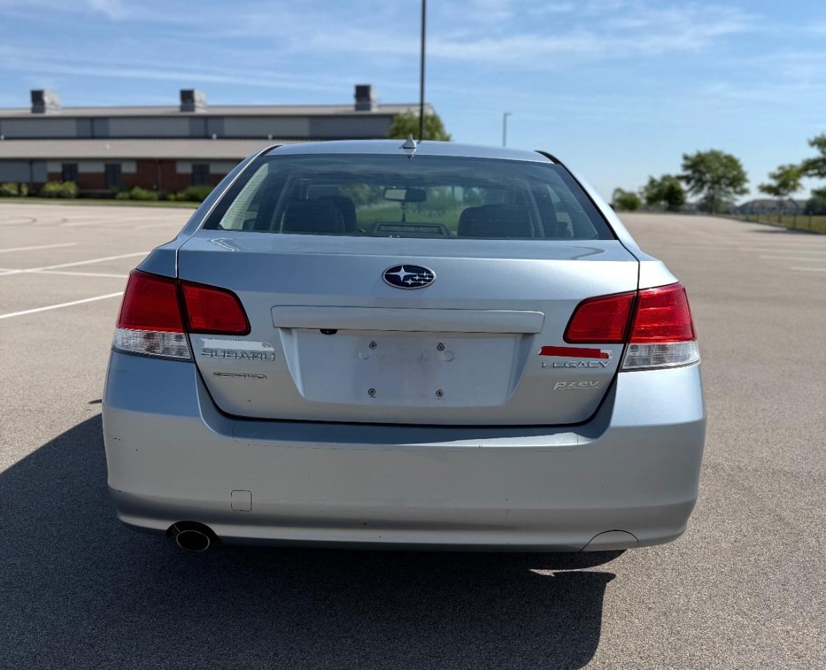 Subaru Legacy 4dr Sdn H4 Auto 2.5i Limited 2013