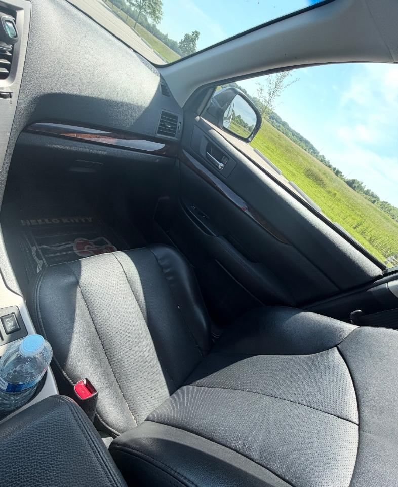 Subaru Legacy 4dr Sdn H4 Auto 2.5i Limited 2013