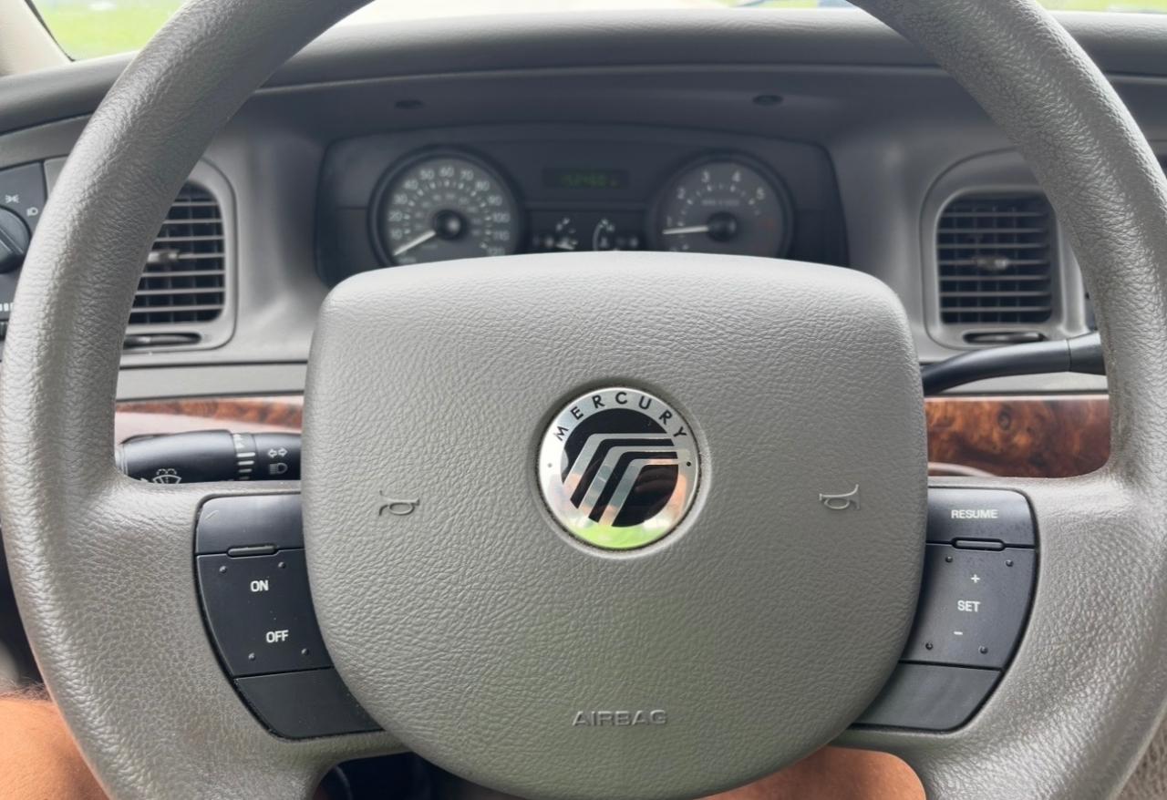 Mercury Grand Marquis 4dr Sdn GS 2008
