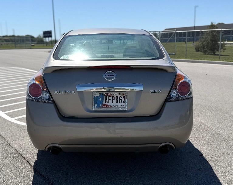 Nissan Altima 4dr Sdn I4 CVT 2.5 S 2012
