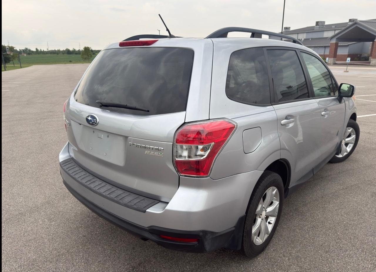 Subaru Forester 4dr CVT 2.5i Premium PZEV 2015