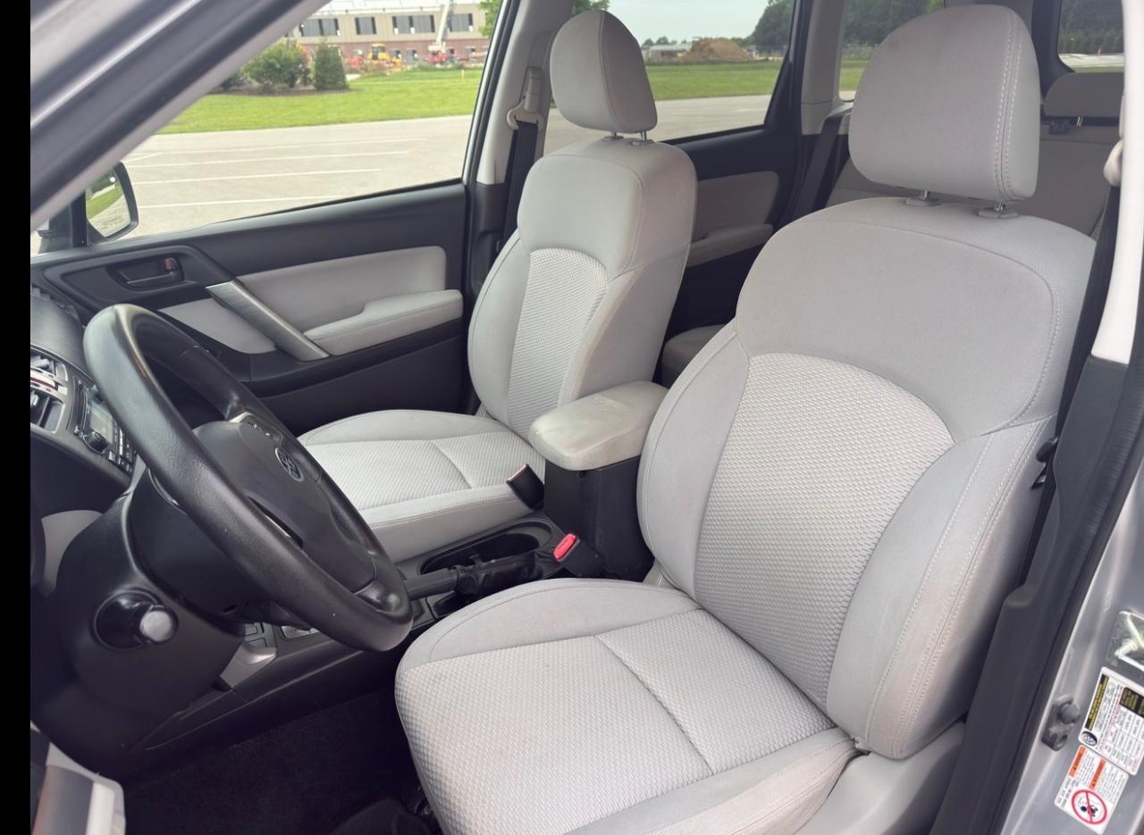 Subaru Forester 4dr CVT 2.5i Premium PZEV 2015