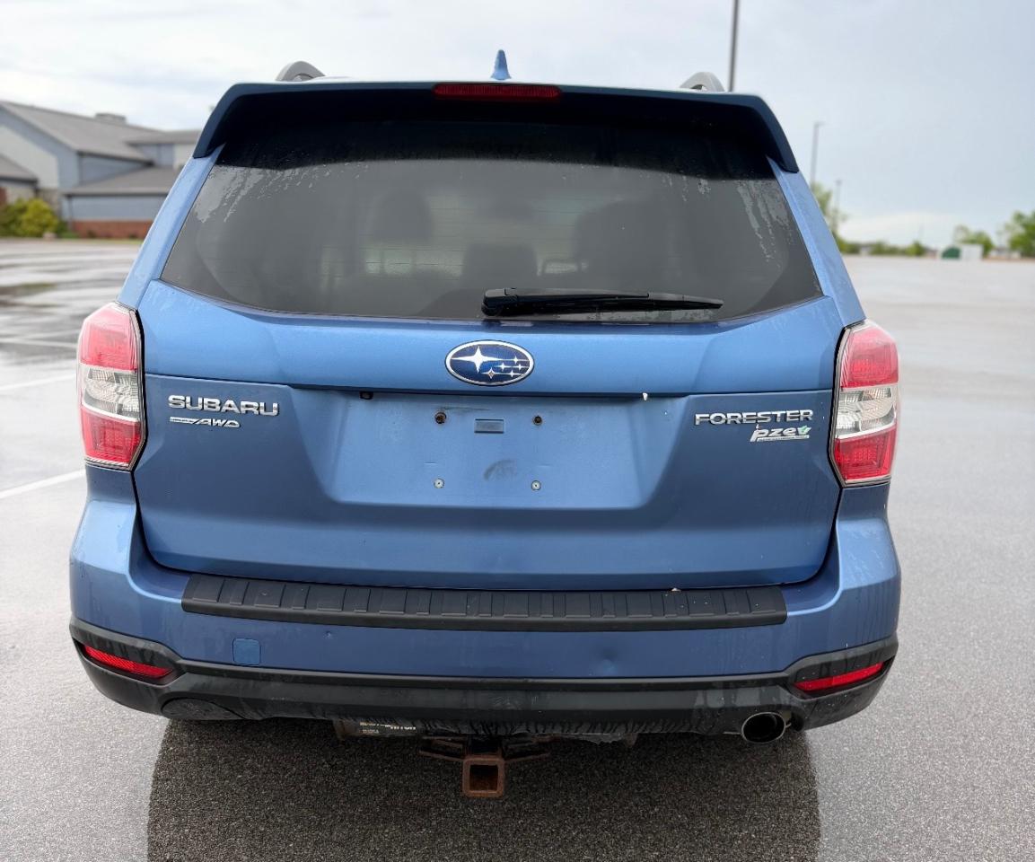 Subaru Forester 4dr CVT 2.5i Limited PZEV 2016