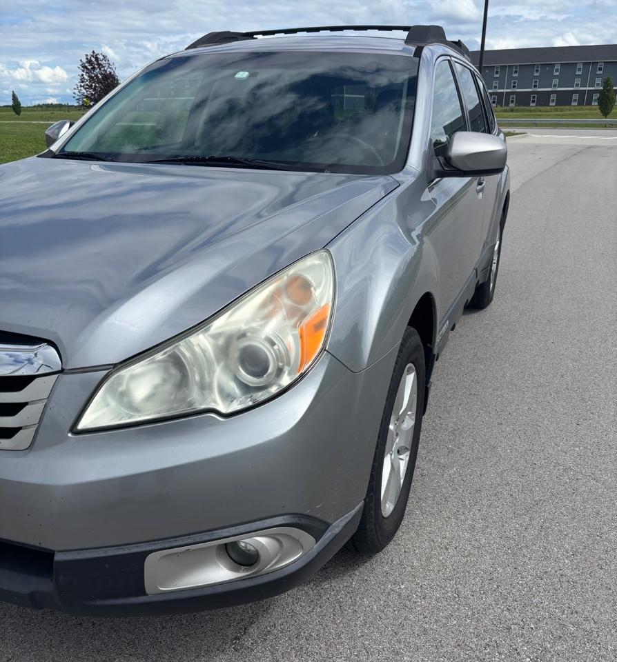 Subaru Outback 4dr Wgn H4 Auto 2.5i Prem AWP/HK Aud 2011