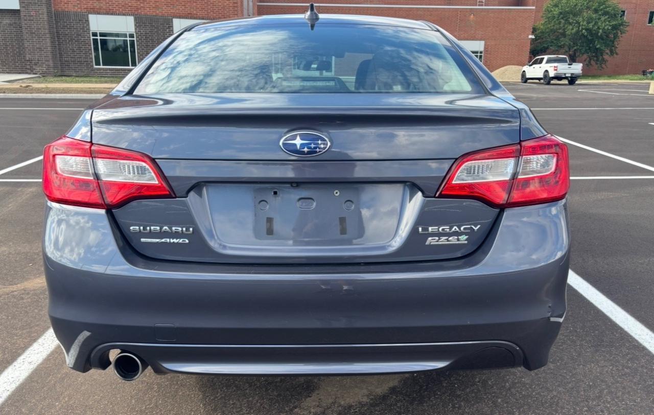 Subaru Legacy 2.5i Premium 2017