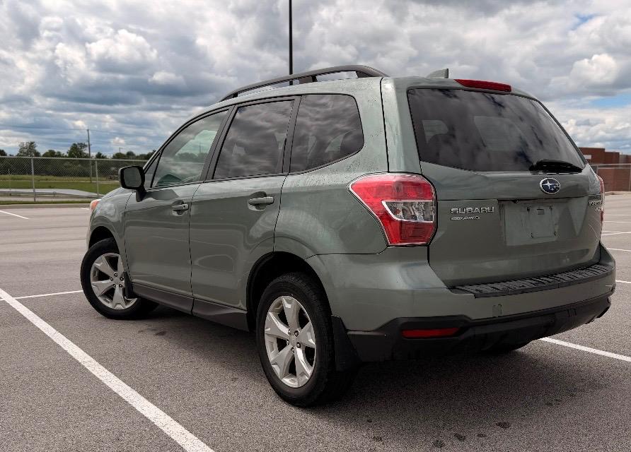 Subaru Forester 4dr CVT 2.5i Premium PZEV 2016