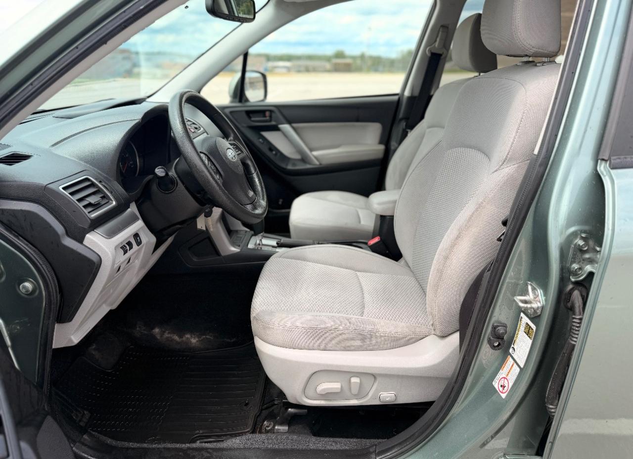 Subaru Forester 4dr CVT 2.5i Premium PZEV 2016