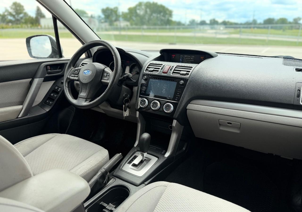 Subaru Forester 4dr CVT 2.5i Premium PZEV 2016