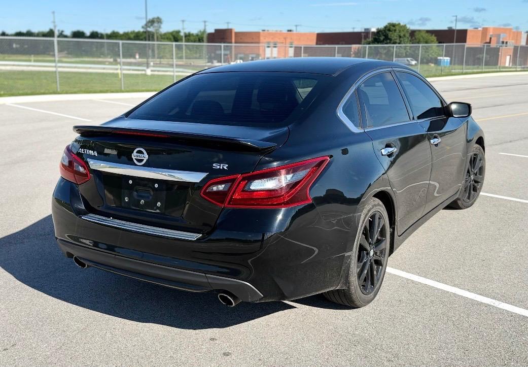 Nissan Altima 2.5 SR Sedan 2017