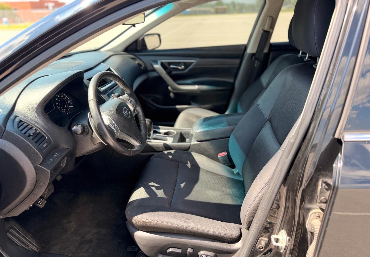 Nissan Altima 2.5 SR Sedan 2017