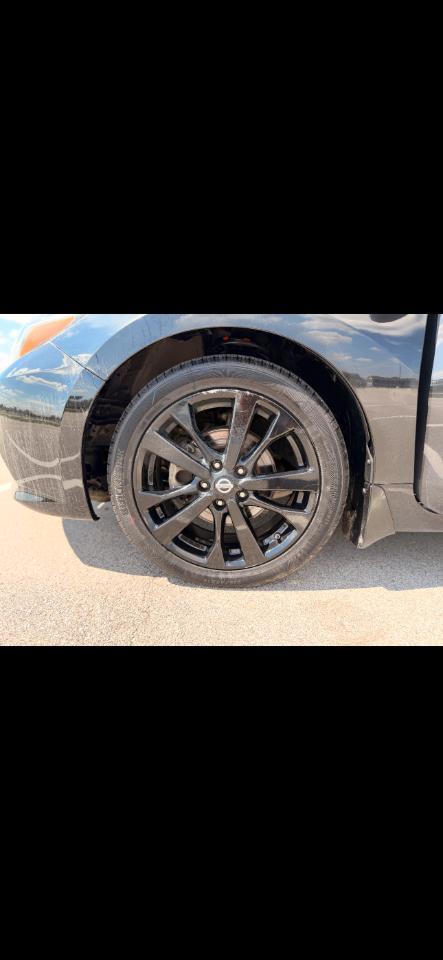 Nissan Altima 2.5 SR Sedan 2017