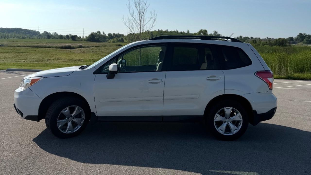 Subaru Forester 4dr CVT 2.5i Premium PZEV 2015