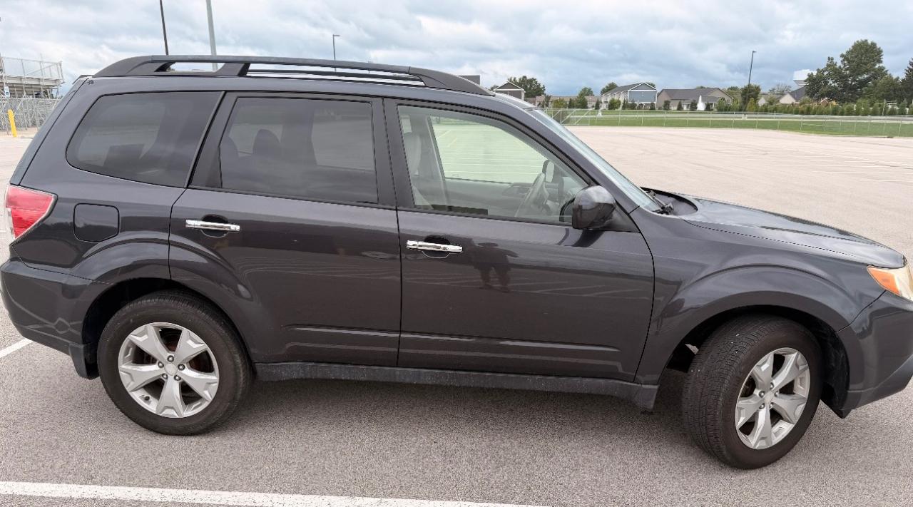 Subaru Forester 4dr Auto 2.5X Premium 2012
