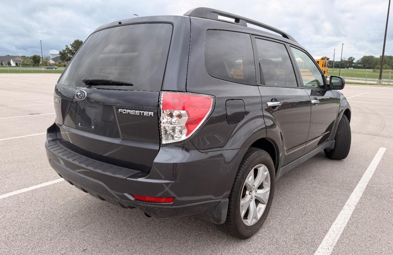 Subaru Forester 4dr Auto 2.5X Premium 2012