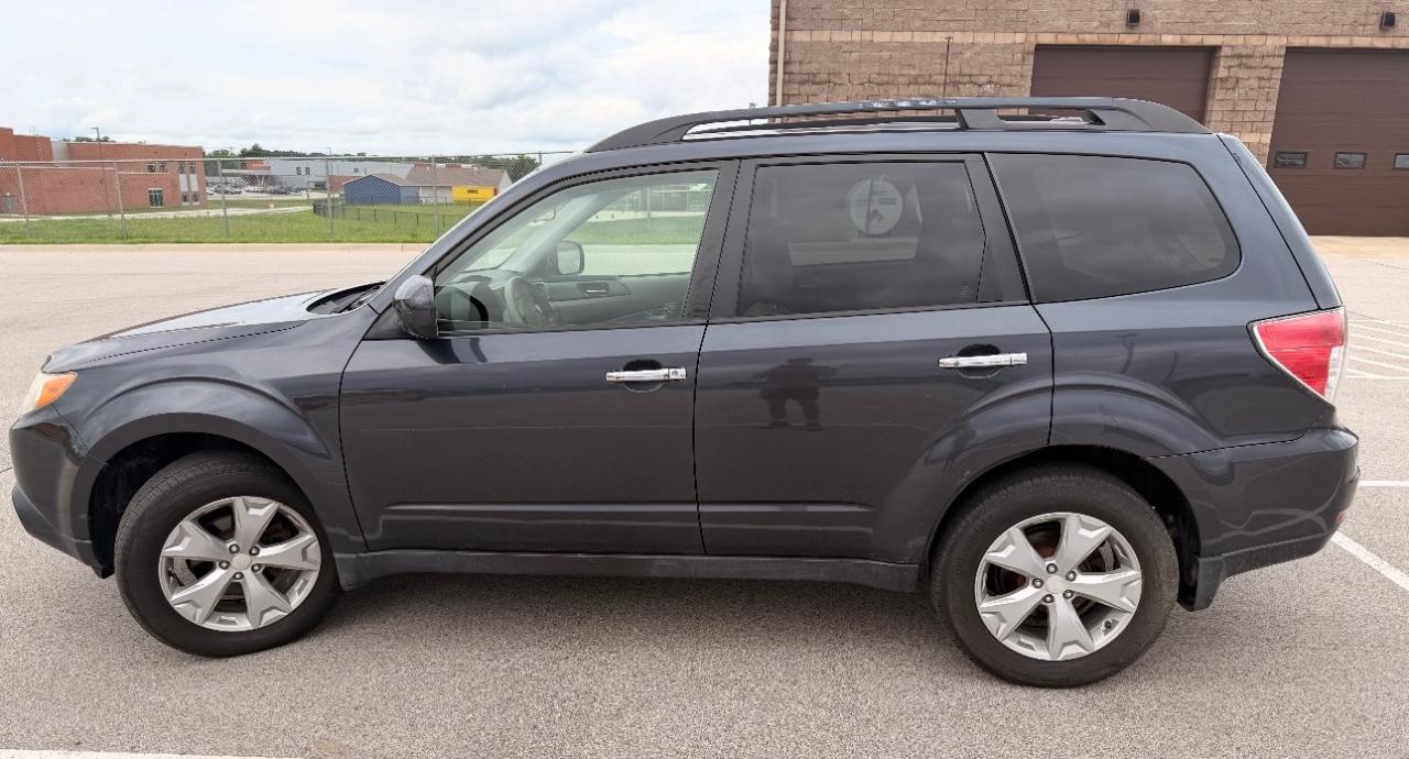 Subaru Forester 4dr Auto 2.5X Premium 2012