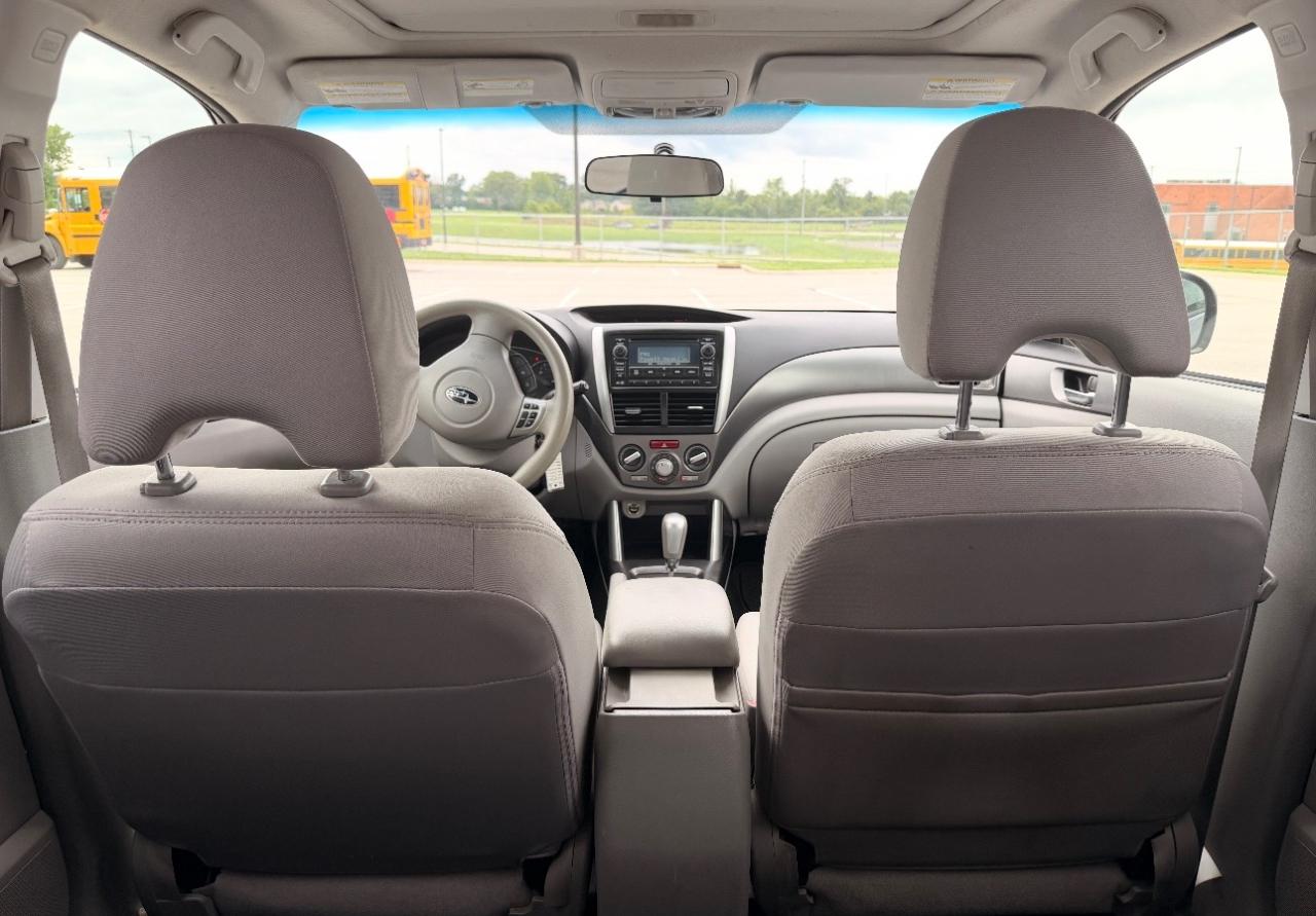 Subaru Forester 4dr Auto 2.5X Premium 2012