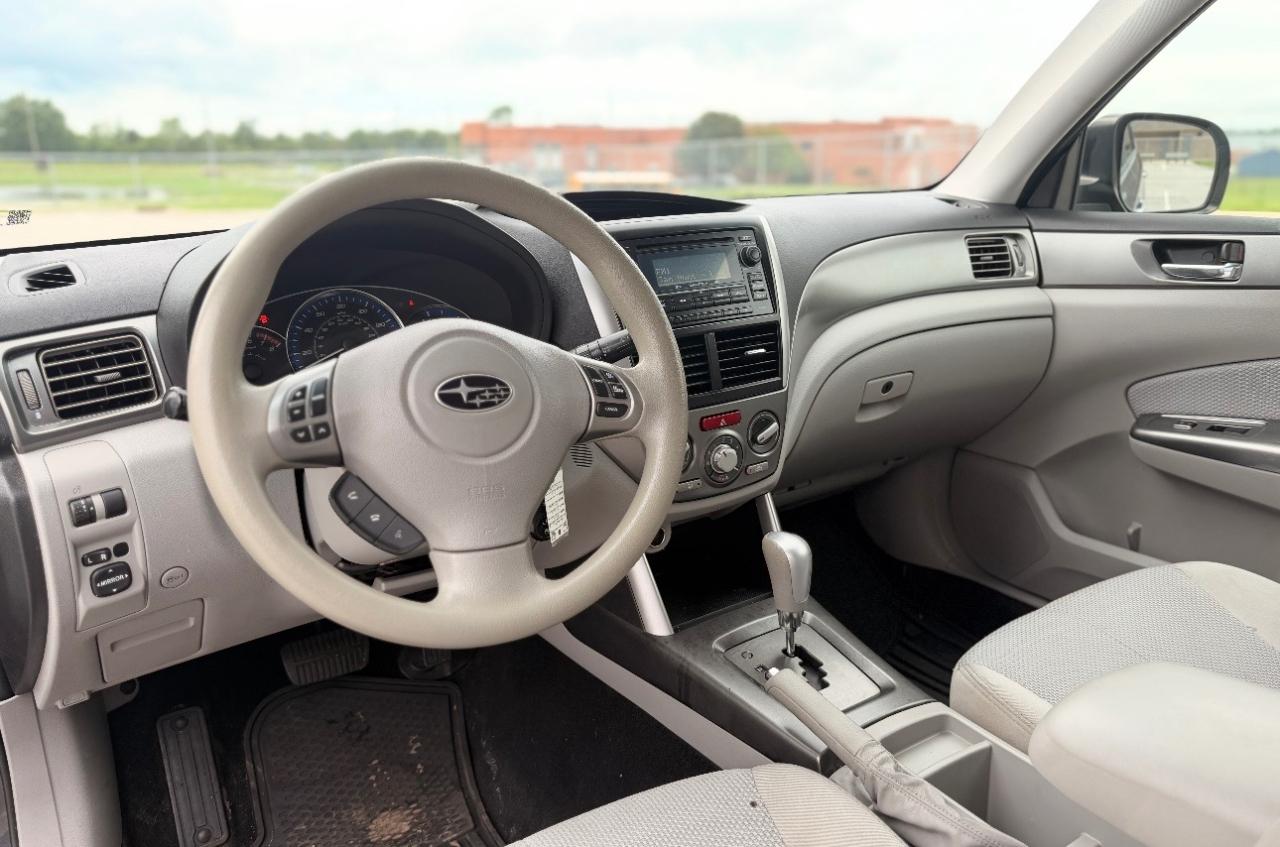 Subaru Forester 4dr Auto 2.5X Premium 2012