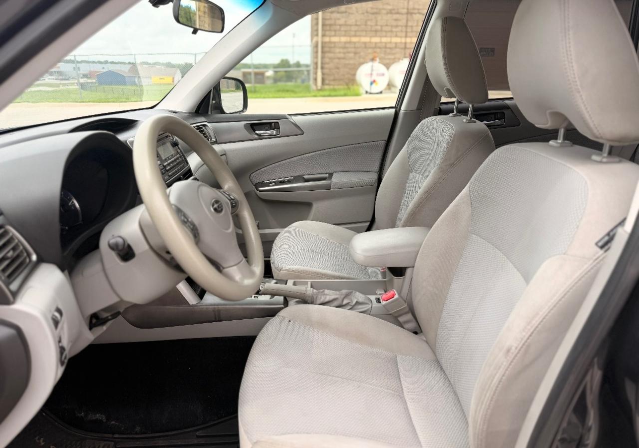Subaru Forester 4dr Auto 2.5X Premium 2012