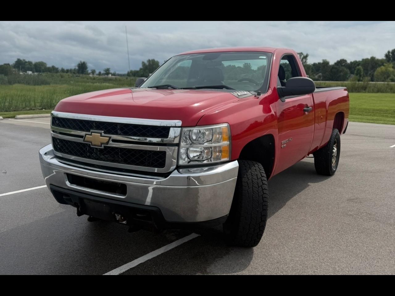 2011 Chevrolet Silverado 2500HD 4WD Reg Cab 133.7" Work Truck