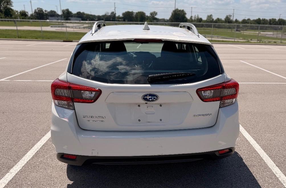 Subaru Impreza Premium 5-door CVT 2020