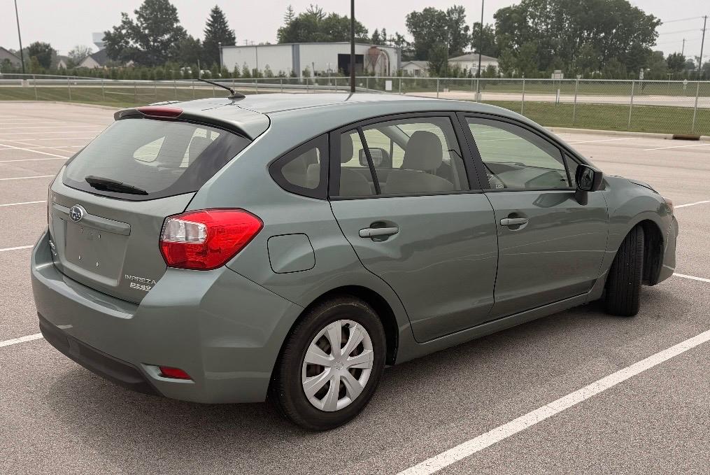 Subaru Impreza Wagon 5dr CVT 2.0i 2015